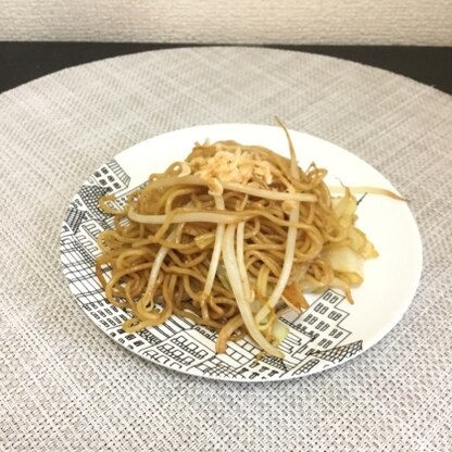 焼きそばのお肉が苦手なので嬉しいレシピです♡
さらに干しえびかけて♡
ご馳走さまでした♡